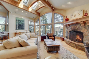 Scenic Lake Tahoe Retreat